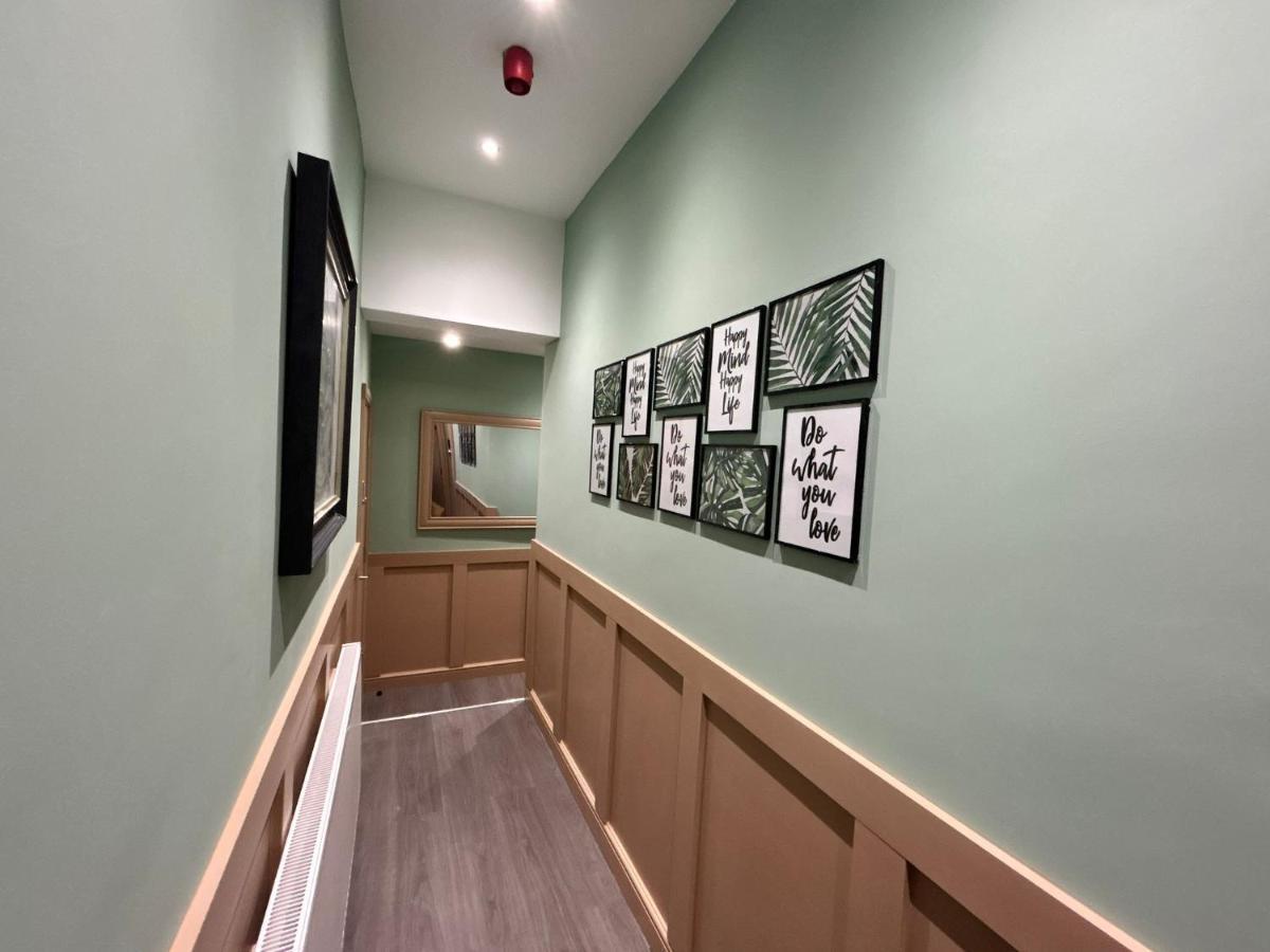 Strawberry Fields Suite By Sasco Apartments Blackpool Exteriör bild