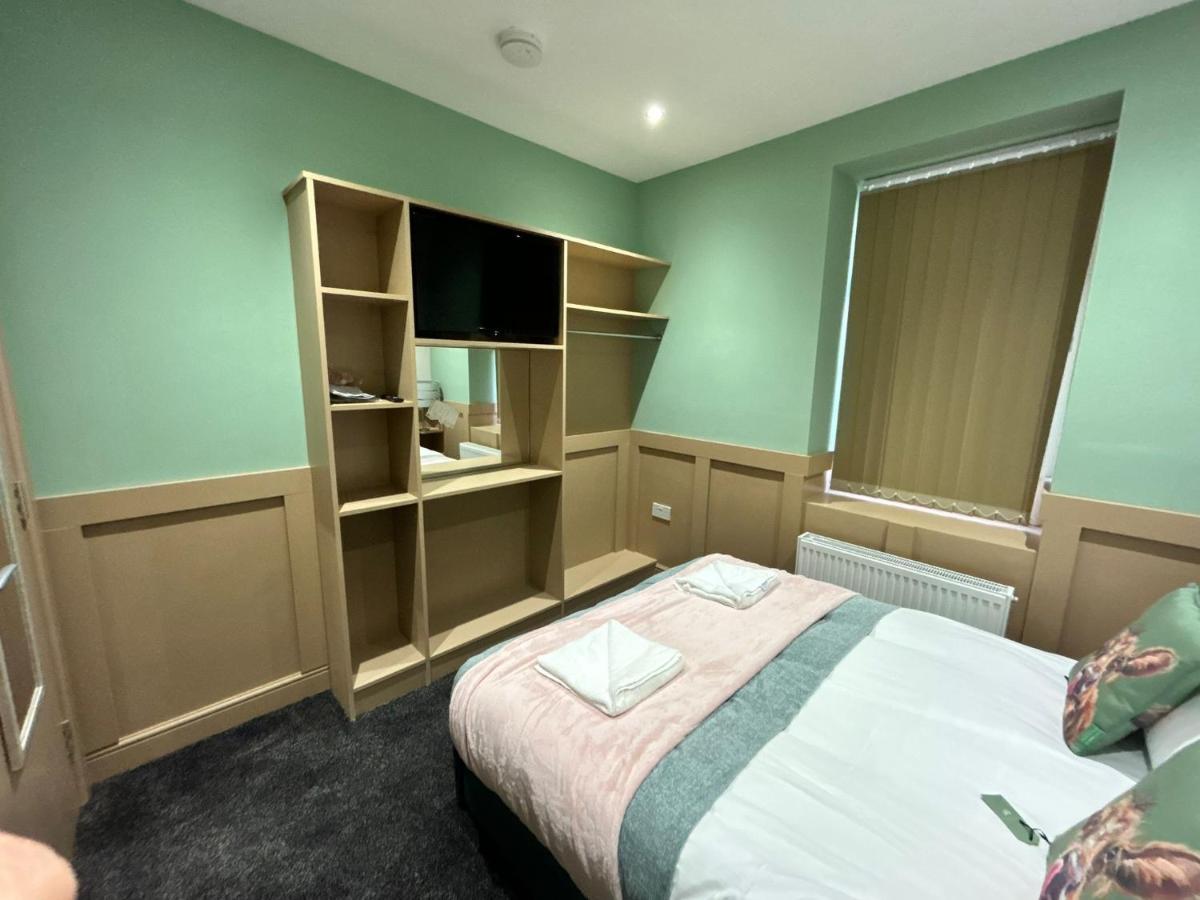 Strawberry Fields Suite By Sasco Apartments Blackpool Exteriör bild